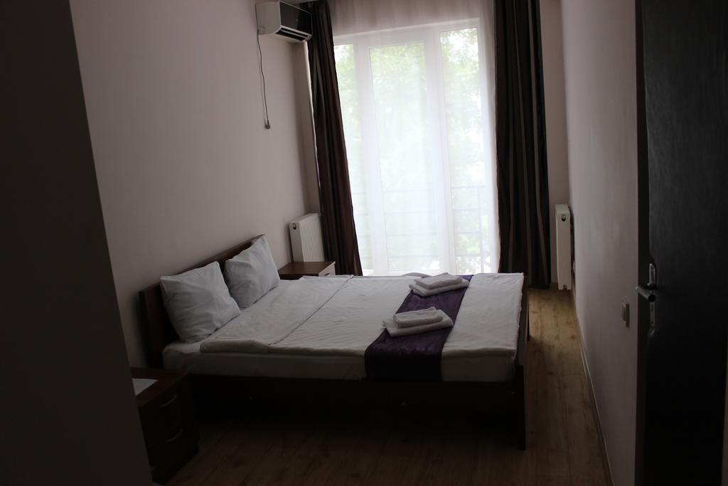 Hotel Nina Tiflis Exterior foto