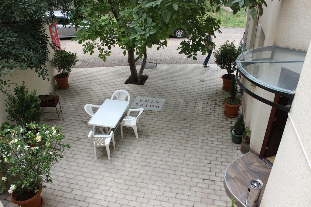 Hotel Nina Tiflis Exterior foto