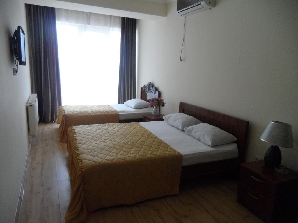 Hotel Nina Tiflis Exterior foto